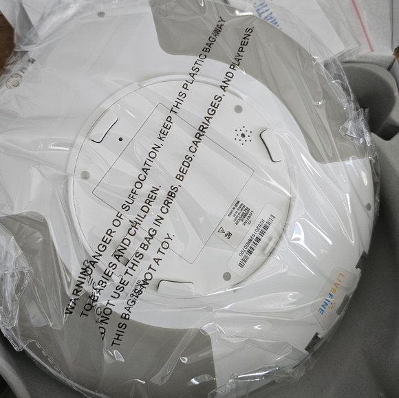 LiveFine Automatic Pill Dispenser 28 days Medication Organizer NIB NEW - Picture 4 of 15